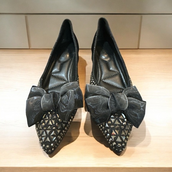 Sondilla Women’s Rhinestone Pointed Toe Flats with Bow – Size 38 (US W 7.5-8) - Picture 6 of 7